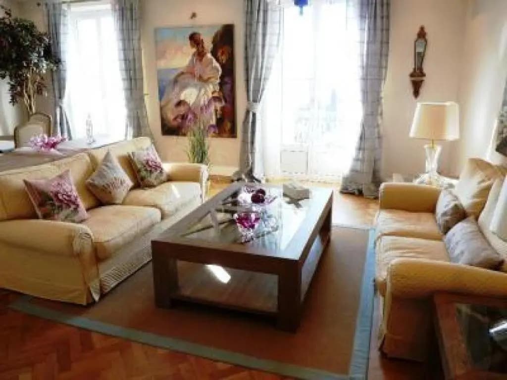 Charming 2 Bedroom apt in Central Cannes Walking Distance to Beaches Croisette and the Palais - 678 - Photo 2