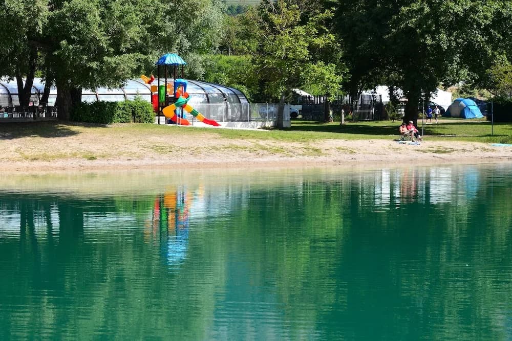 Camping Le Lac Bleu - Photo 5
