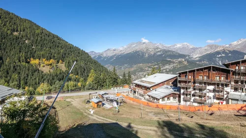 Cosy Apartment in the Mountains in Valfrejus - Photo 4