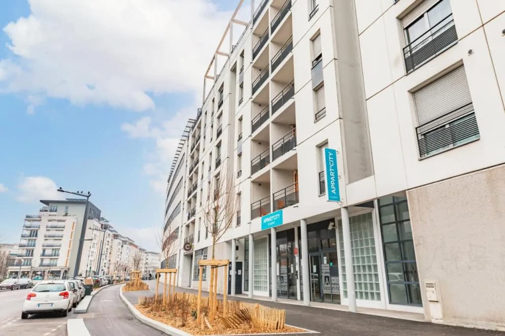Appart’City Classic Lyon Vaise St Cyr - Photo 1
