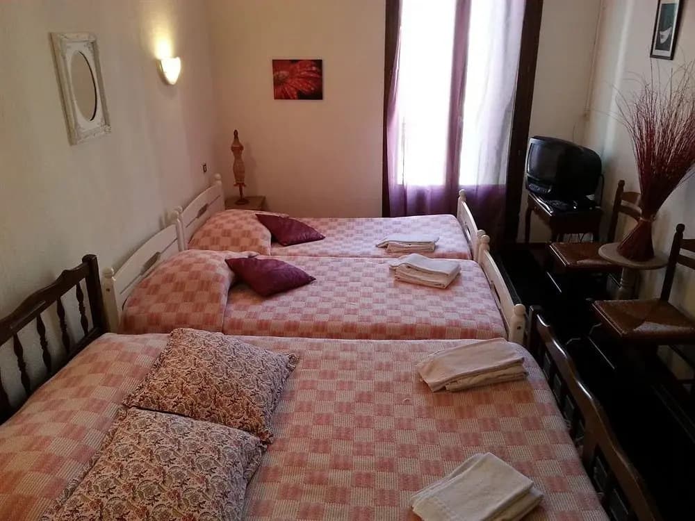 Hôtel Aux 2 Frères - Miniature 7