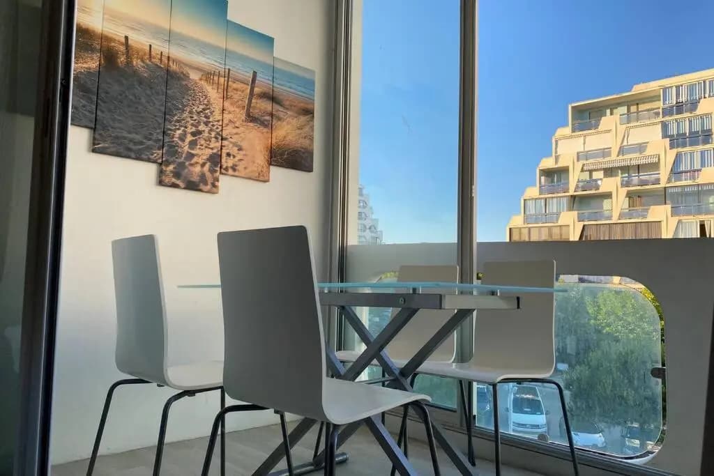 Superbe studio en plein centre ville, à 200m de la plage - Photo 4