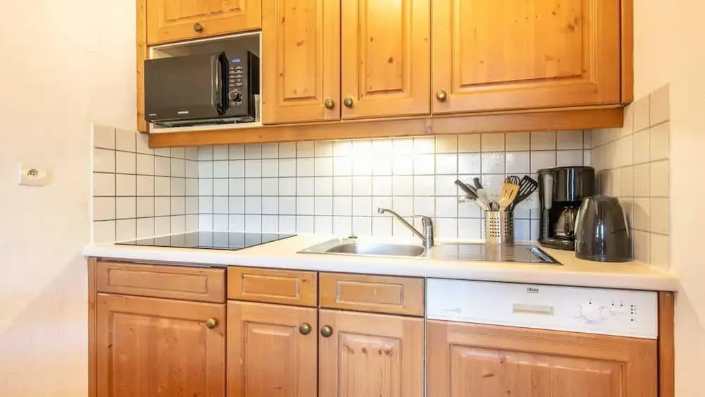 Cosy Apartment in the Mountains in Valfrejus - Miniature 6