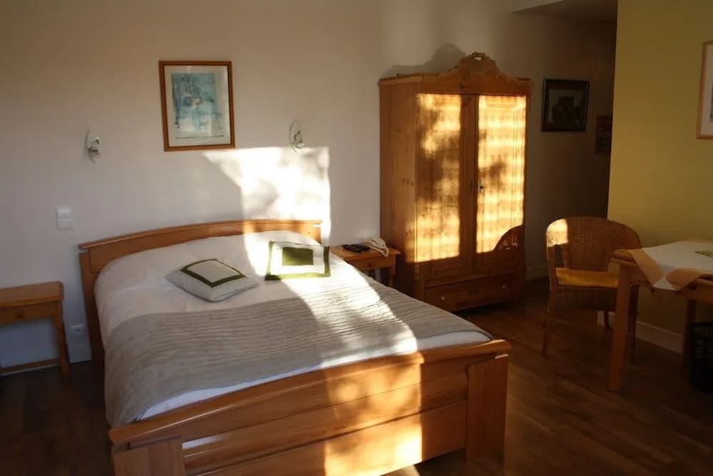 Auberge st Julien aux bois - Photo 3