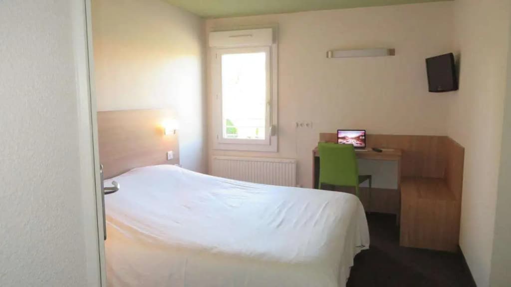 Brit Hotel Rouen Sud / Val De Reuil - Photo 3