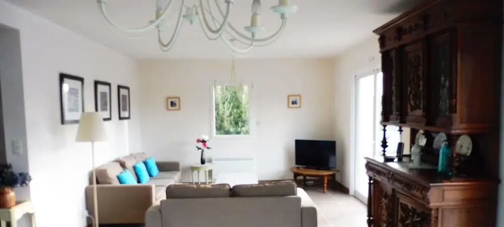 Maison sur les hauteurs - Photo 2