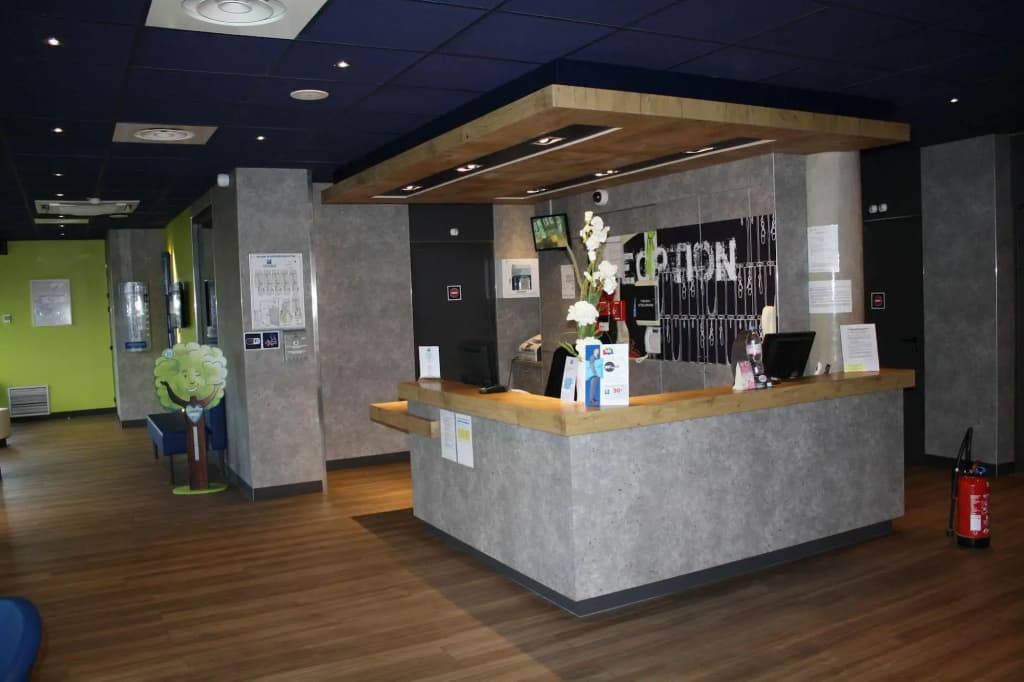 ibis budget Lyon Villeurbanne - Photo 2
