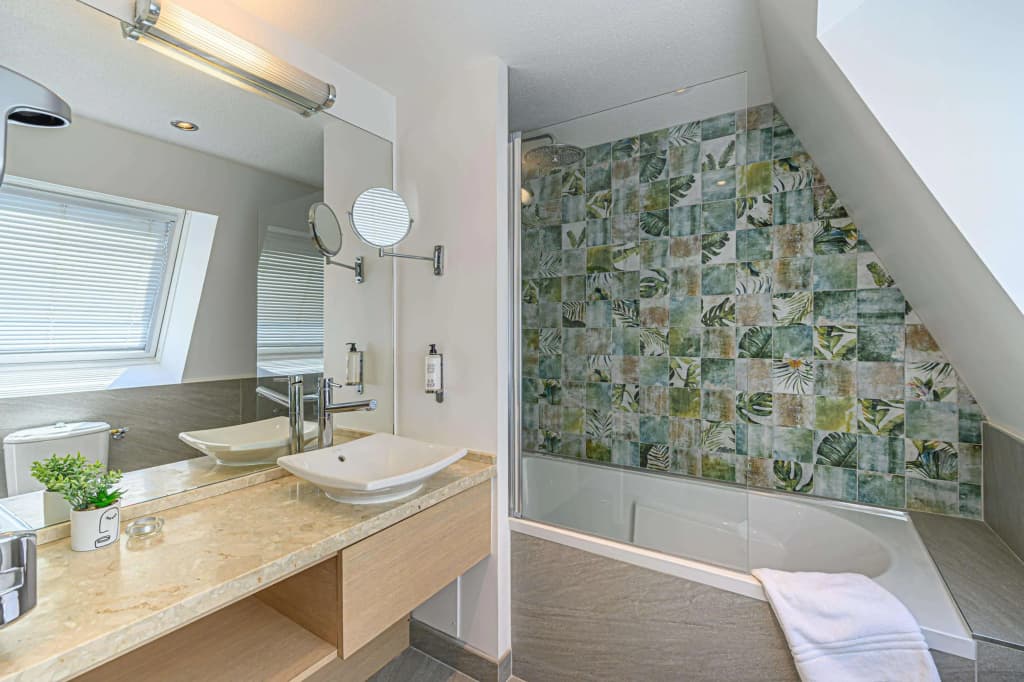 Best Western Plus Vannes Centre-Ville - Miniature 8