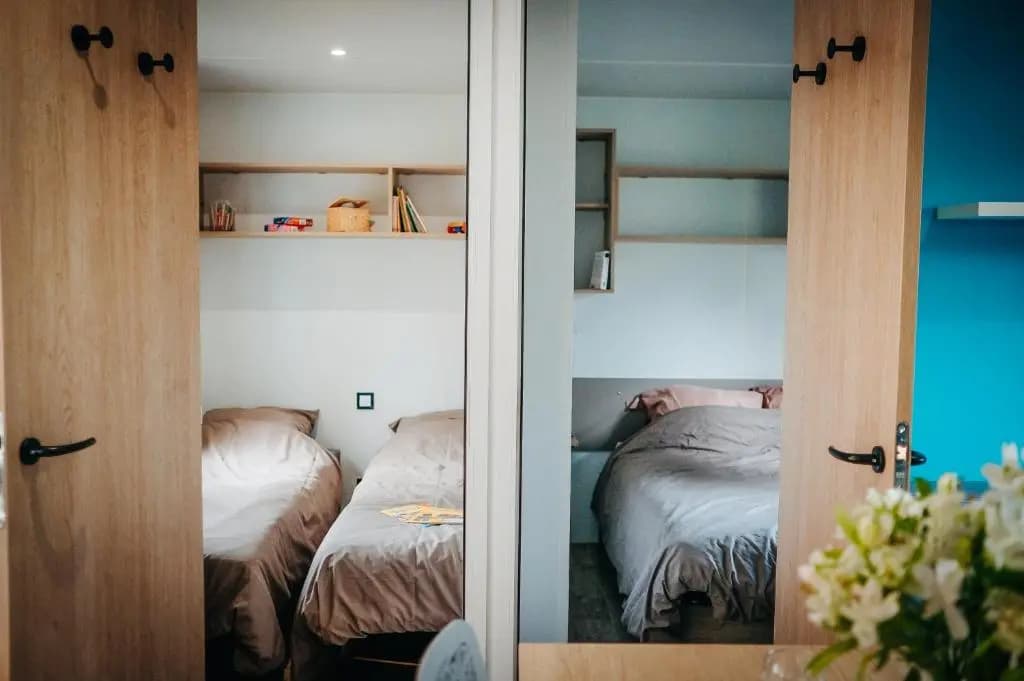 Mobil Home XXL 4 chambres - Camping La Pointe de Roscoff - Photo 4