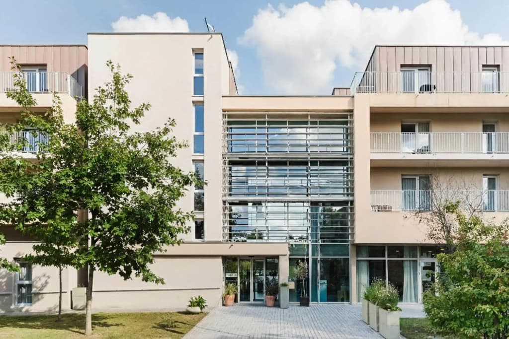 Quality Aparthotel Dinan - Photo 1