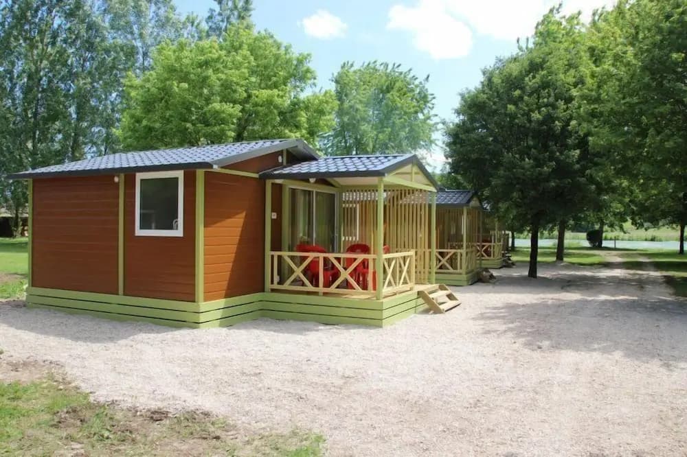 Chalets Nemo du Camping Le Bivouac - Photo 4