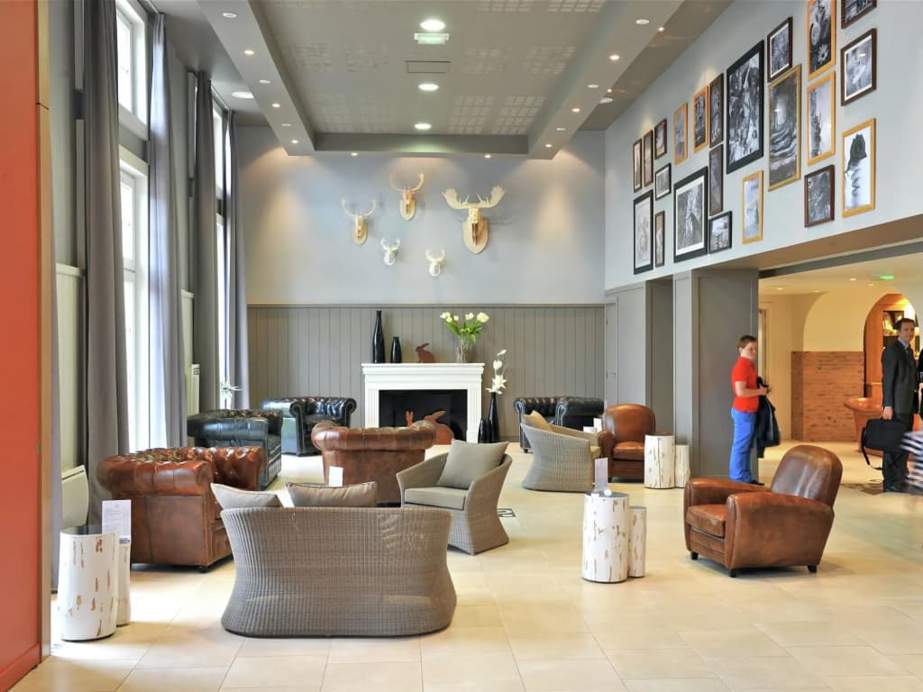 Luxury Apartment in a Gorgeous Area Called La Belle Epoque - Photo 2