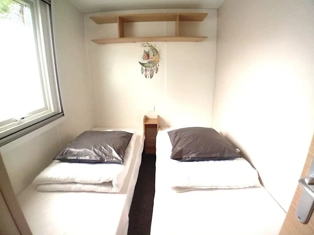 Mobil-Home Trois Chambres - Photo 5