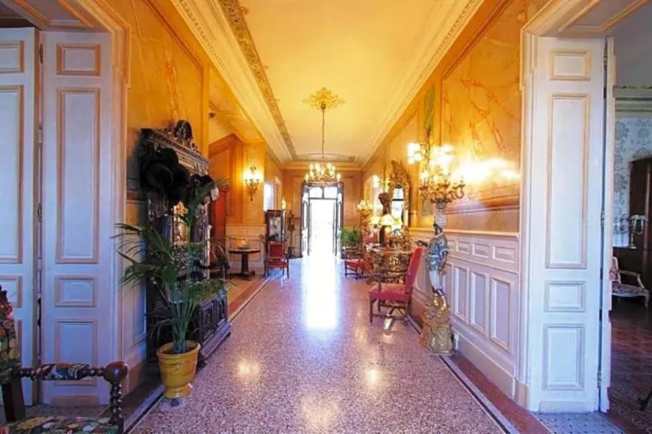 Château des Fontaines - Photo 2