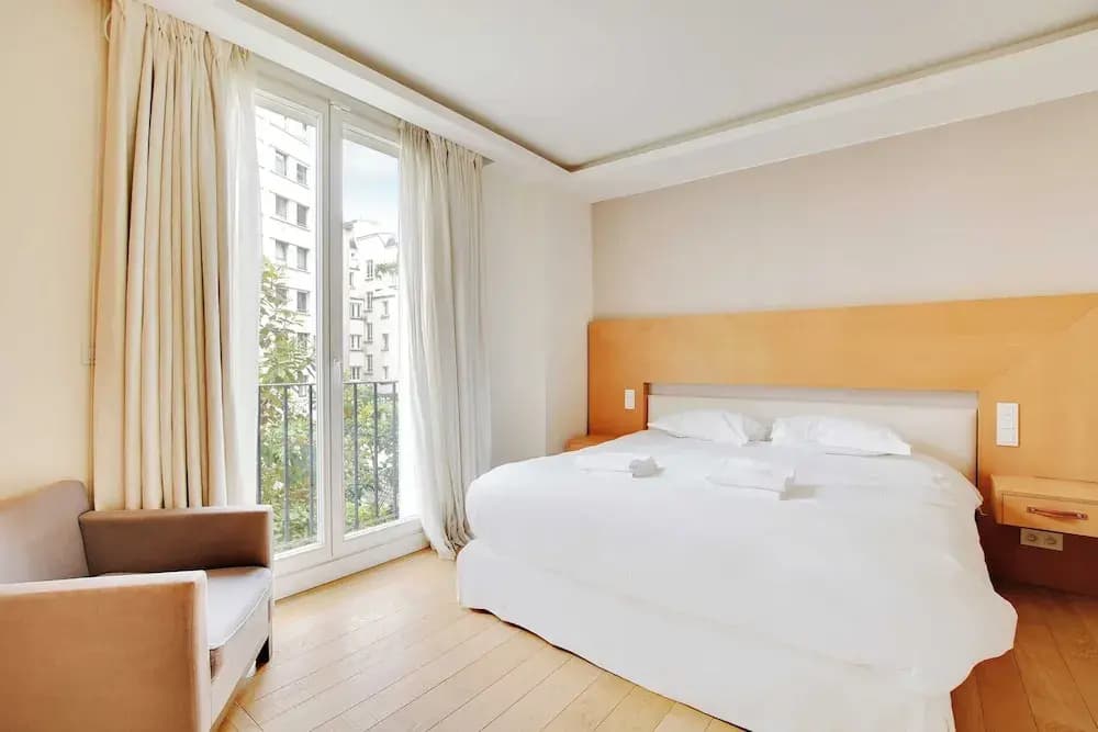 Charming Appt With A/c- 1bd/2p - Tour Eiffel - Photo 2