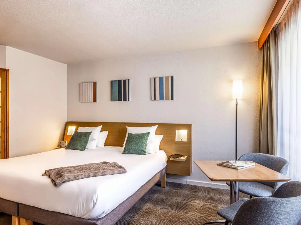 Novotel Lille Centre Gares - Photo 2