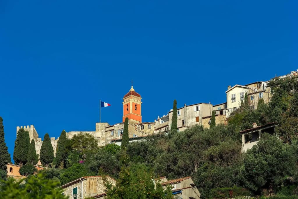 Ibis Roquebrune Cap Martin - Photo 1
