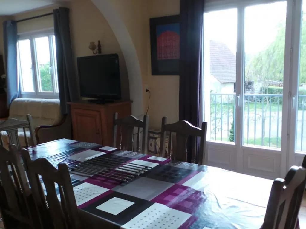 Gîte Creuzier-le-Neuf, 4 pièces, 6 personnes - FR-1-489-76 - Photo 5