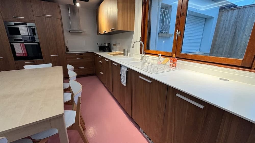 Maison 5 Chambres et Parking Gratuit - Miniature 6