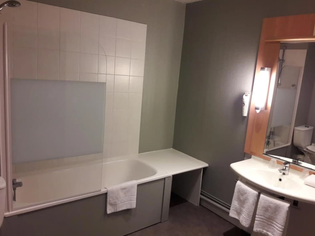 ibis Lannion Cote de Granit Rose - Miniature 7