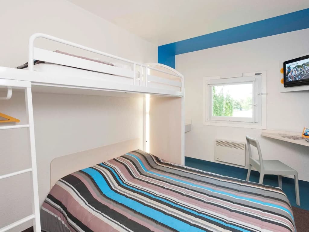 hotelF1 Cholet - Photo 2