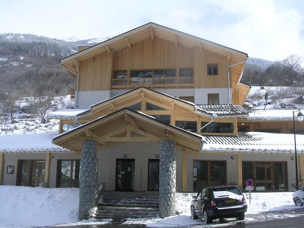 Apartment With Private Indoor Pool - Photo 1