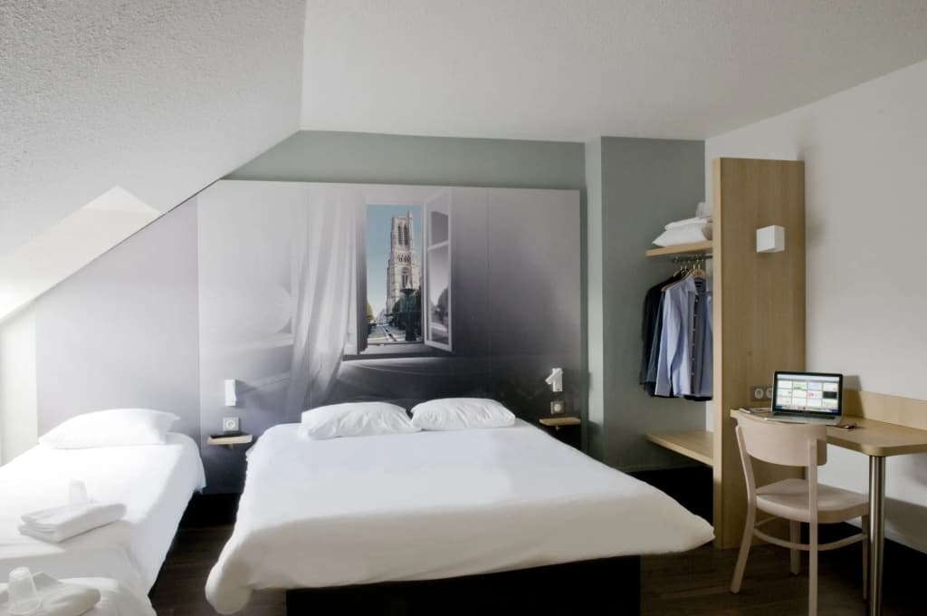 B&B HOTEL Saint-Quentin - Miniature 7
