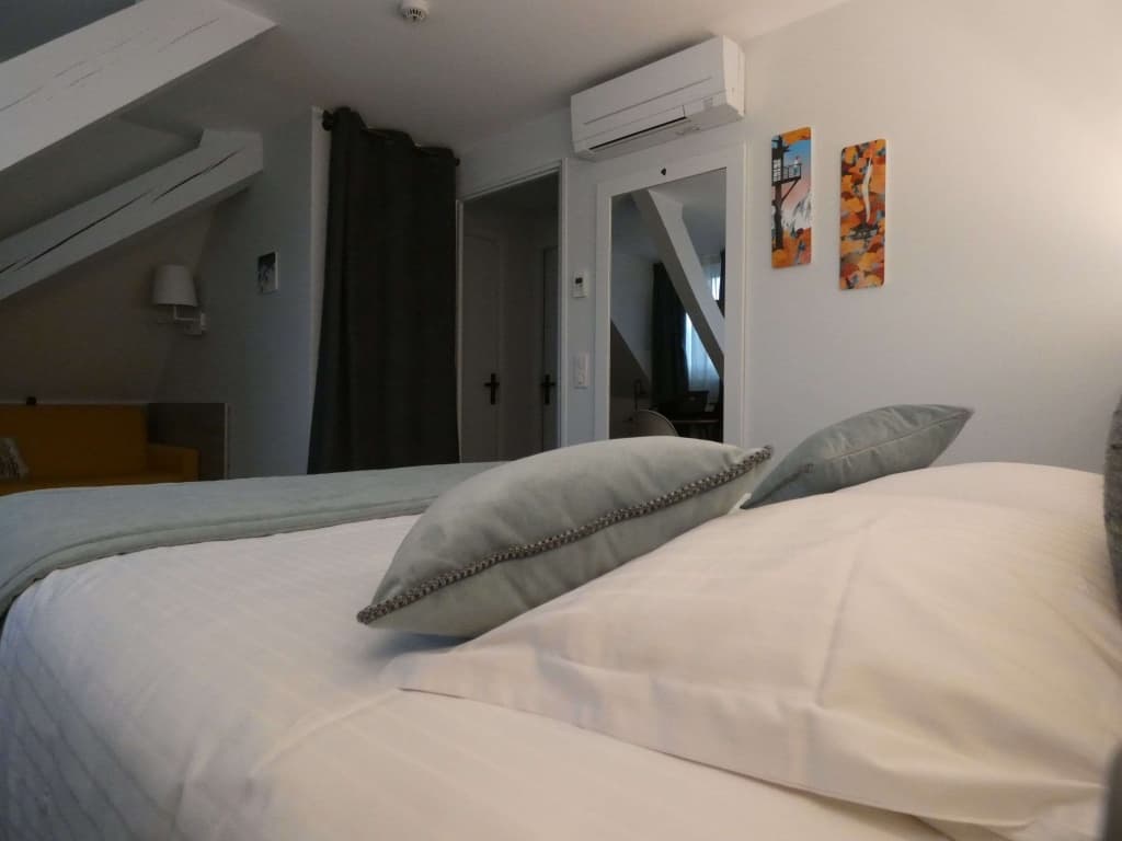 Hôtel des Princes – Chambéry Centre - Photo 4