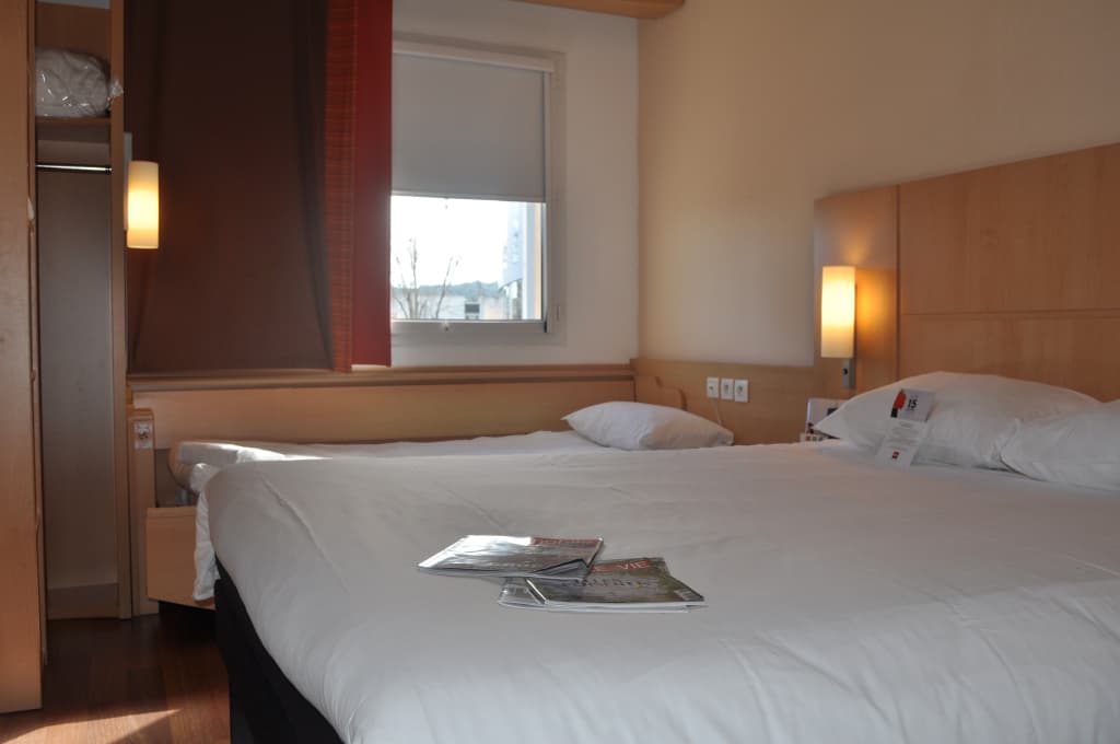 ibis Martigues - Photo 2