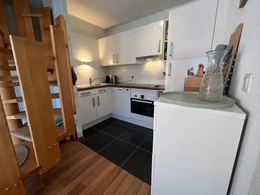 Spacious Apartment With Balcony in the French Alps - Miniature 7