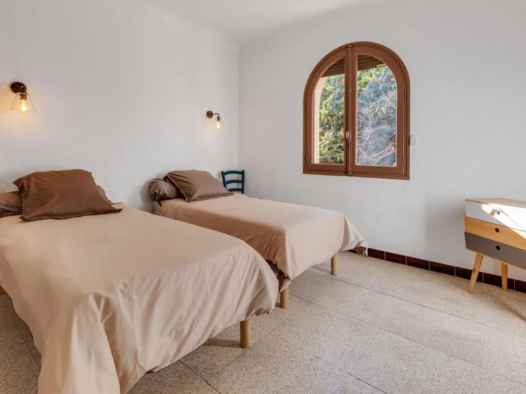 Alluring Holiday Home in Estagel with Private Pool - Miniature 6
