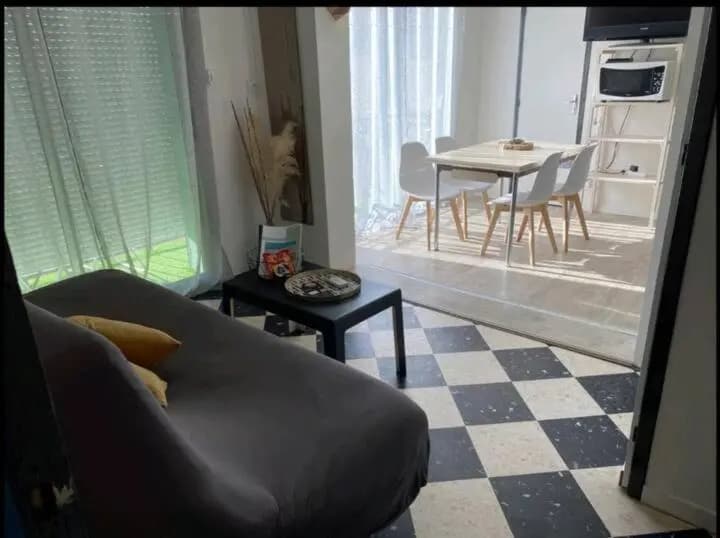 Rare: T2 vue mer en plein coeur du centre ville - Photo 2