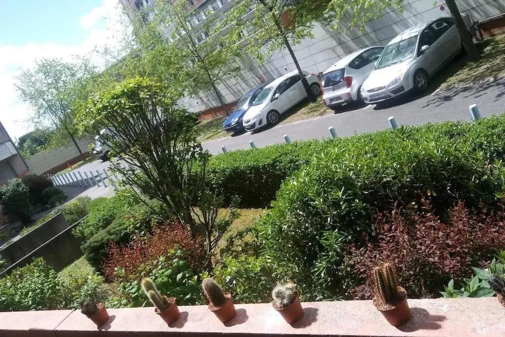 Joli T2 neuf - Parking offert - Miniature 6