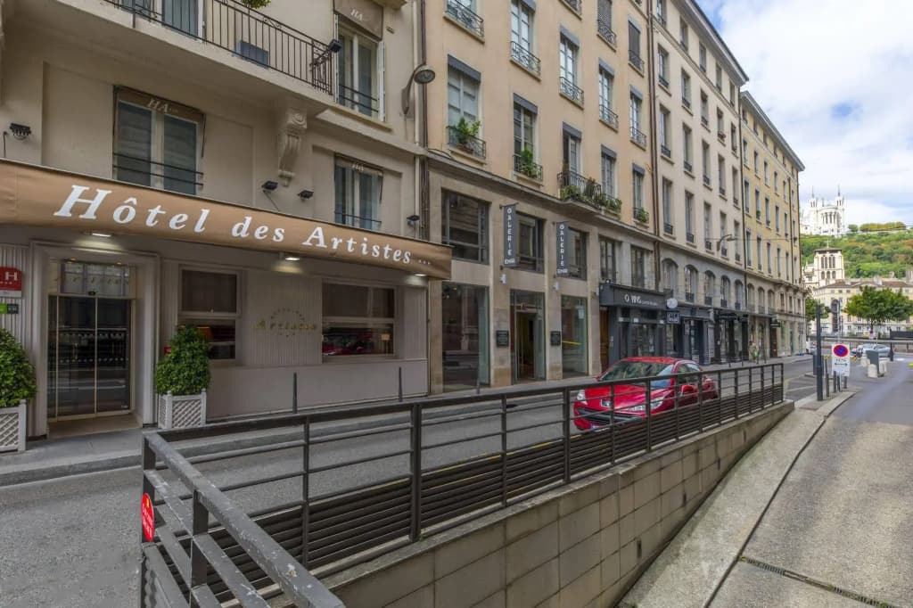 Hôtel des Artistes - Photo 1