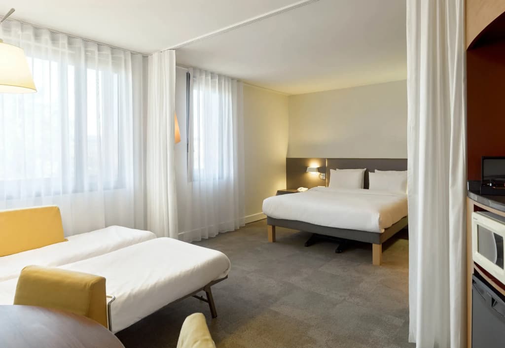 B&B HOME Paris Nord 18ème - Miniature 6