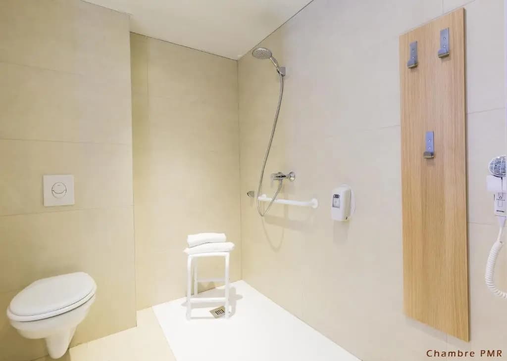 B&B HOTEL Longwy Porte du Luxembourg - Miniature 8