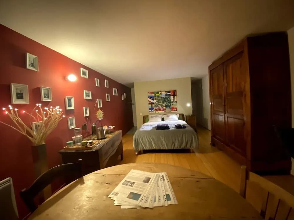 Homestay Le Corbusier 5 ieme Rue - Miniature 6