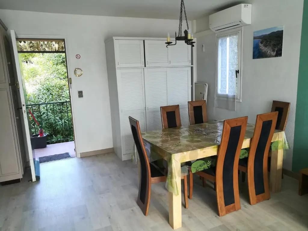 Appartement climatisé au 1er étage d'une maison avec jardin dans un quartier calme - Photo 3