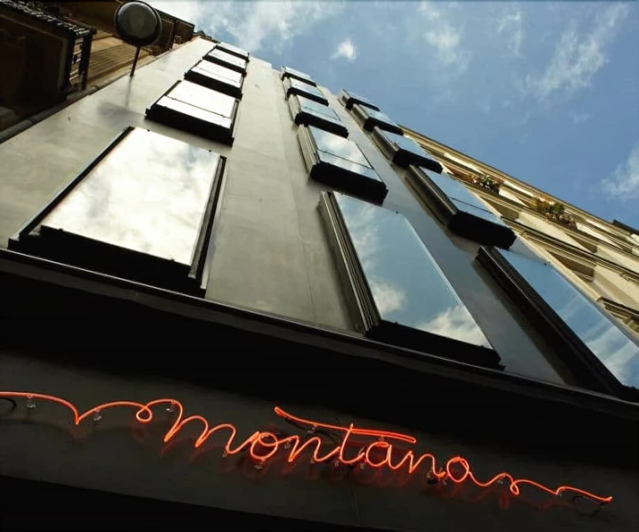 Hotel Montana - Photo 1