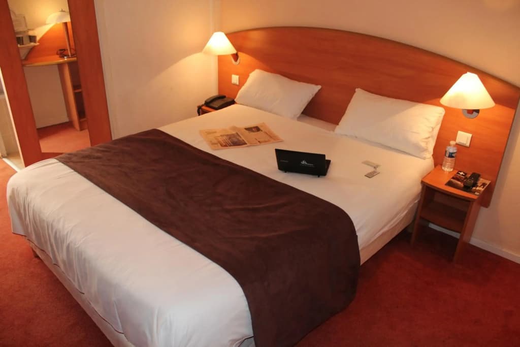 Central Hotel - Photo 3