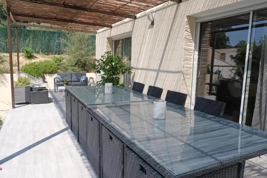 Maison Familiale Avec Piscine Privée Et Sécurisée Située À Caumont Sur Durance Dans Le Vaucluse Pour 6 Personnes Ls6-341 A...
