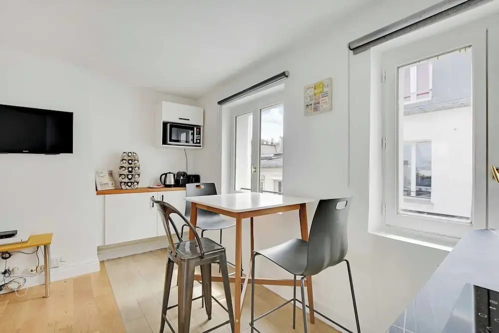 Charming Studio for 2 People - Bastille - Miniature 7