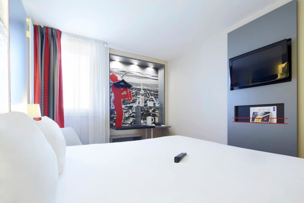Ibis Paris Nord Porte de Saint Ouen - Photo 3