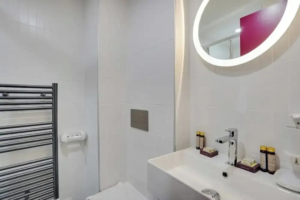 Elegant Studio - 2P - Republique - Miniature 6