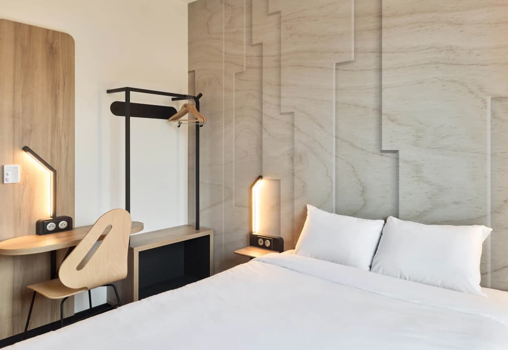B&B HOTEL Versailles Rocquencourt - Photo 4