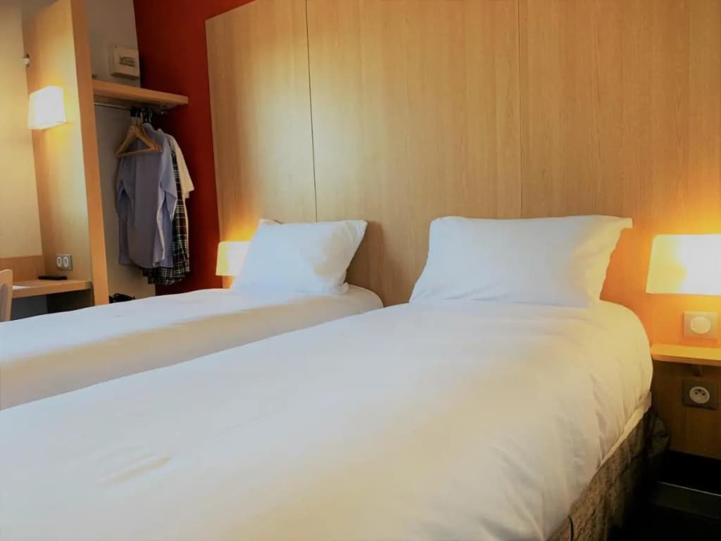 Kyriad Direct Clermont Ferrand Nord - Gerzat - Photo 5