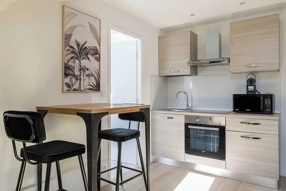 Cozy Apartment - Bright Skylight - Cannes Center - Photo 5