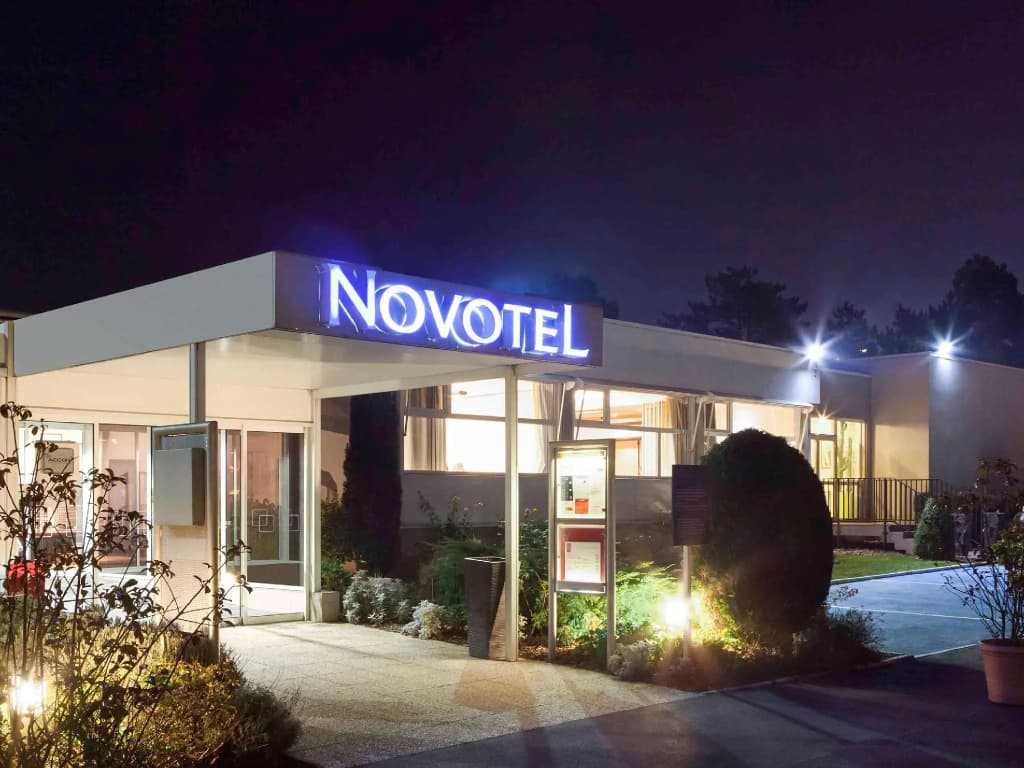 Hotel Novotel Amiens Pôle Jules Verne - Photo 1