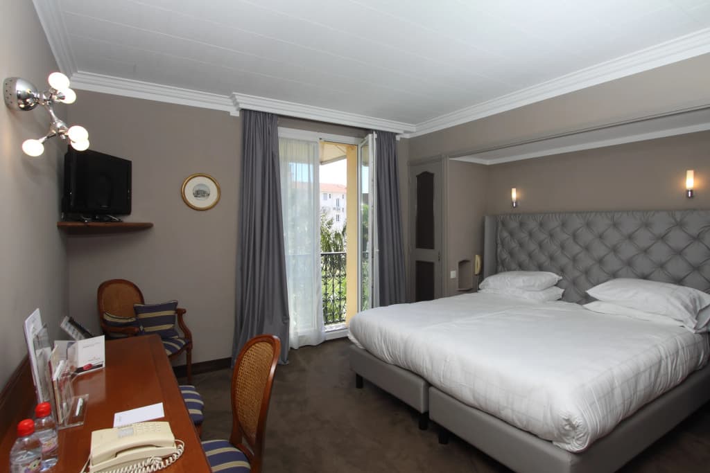 Golden Tulip Cannes hotel de Paris - Photo 3