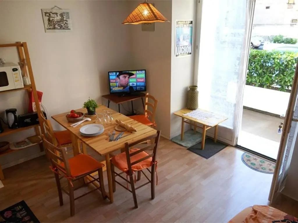 Appartement Bagnères-de-Luchon, 2 pièces, 4 personnes - FR-1-313-152 - Photo 2